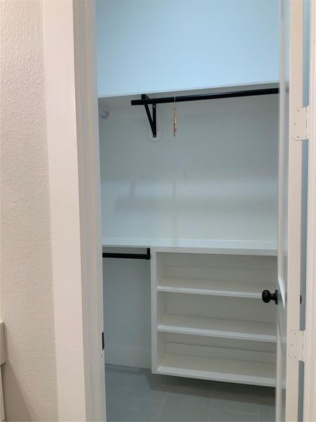 Close-up of interior finishes inside a home in , Baytown (Image 15).