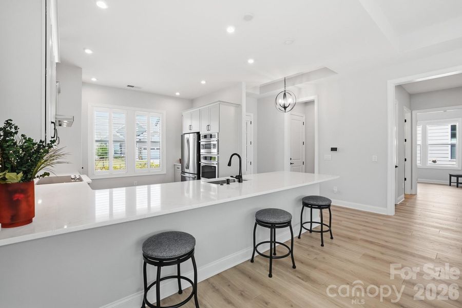 Kitchen island/counter
