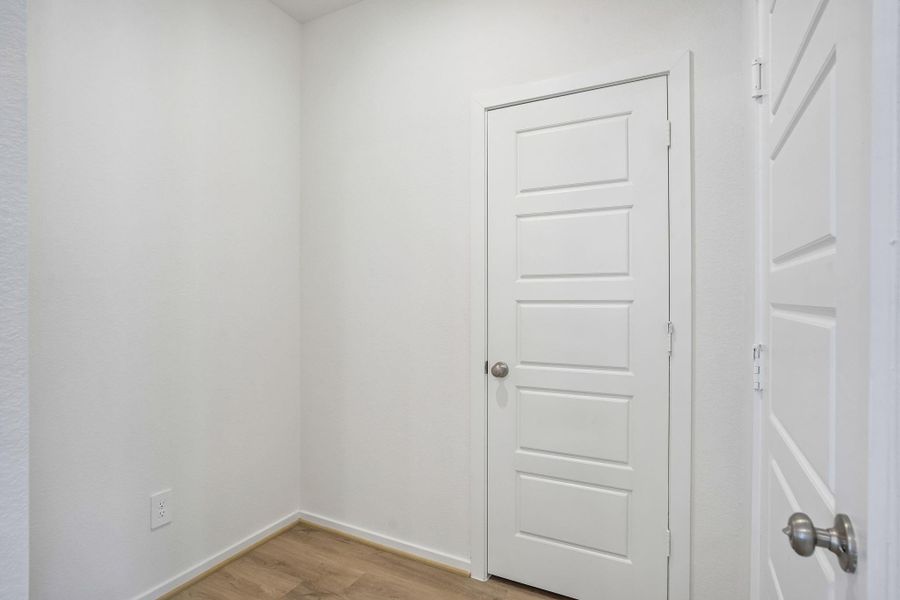 Spacious, unfurnished interior of a new home in Riviera Pines - Premier Series, Huffman (Image 19).