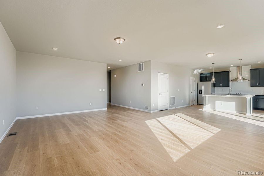 Spacious, unfurnished interior of a new home in Wolf Creek Run, Strasburg (Image 23).