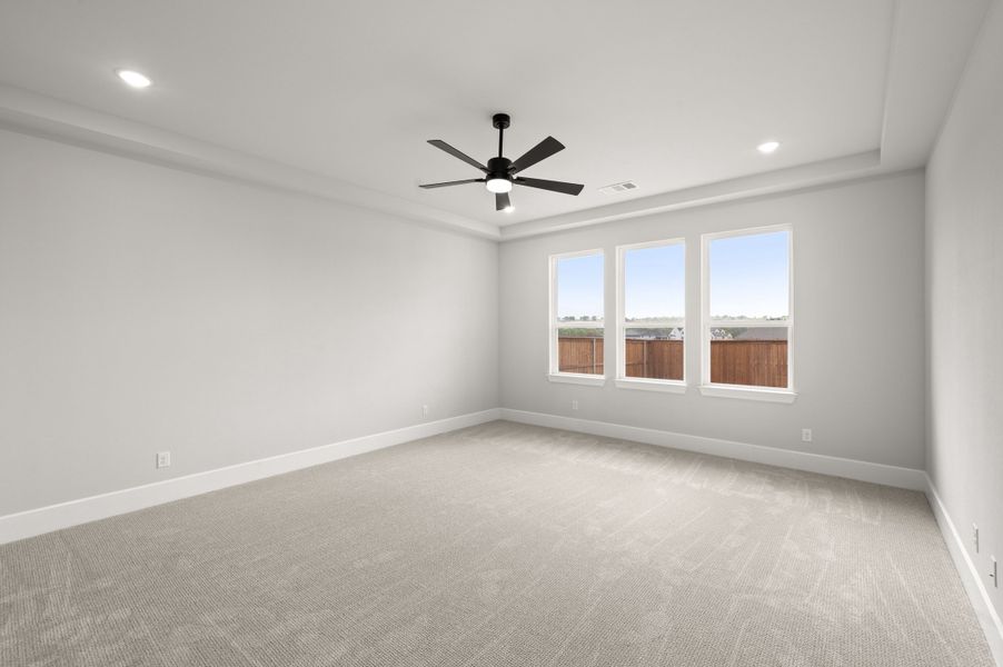 Representative unfurnished interior of a home built from the Aspen by Stonefield Homes in Rio Vista at Kelly Ranch, Aledo (Image 27).