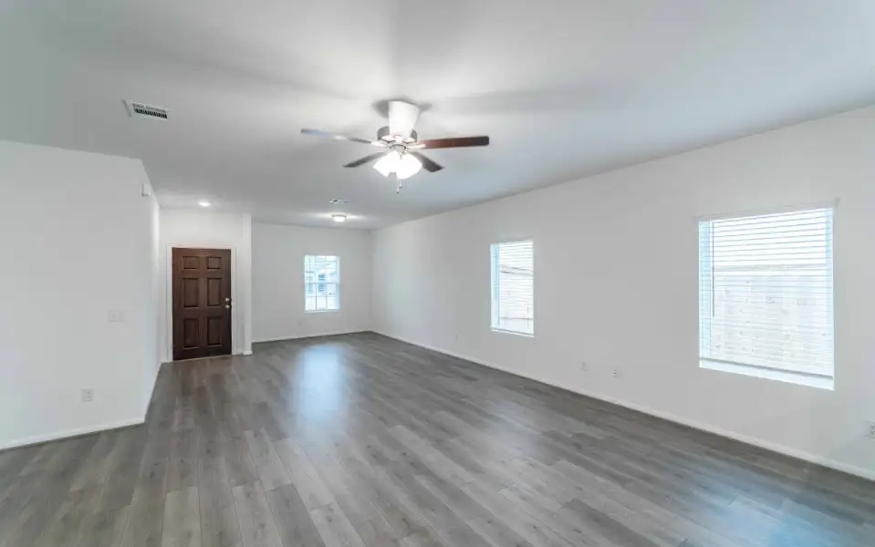 Spacious, unfurnished interior of a new home in Briarwood, Elgin (Image 10). Spacious, unfurnished interior of a new home in Briarwood, Elgin (Image 10).