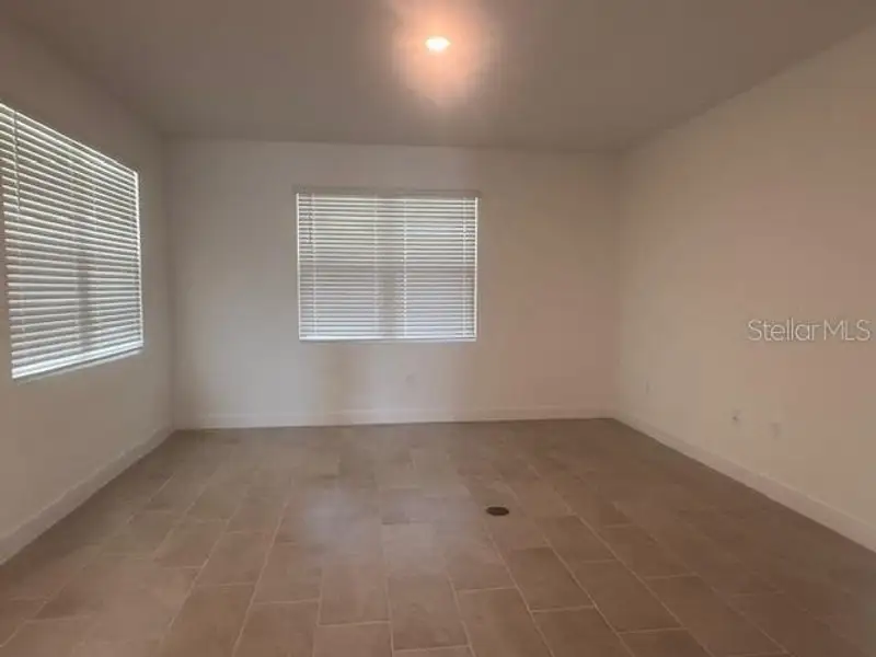 Spacious, unfurnished interior of a new home in Oakview, Apopka (Image 9). Spacious, unfurnished interior of a new home in Oakview, Apopka (Image 9).