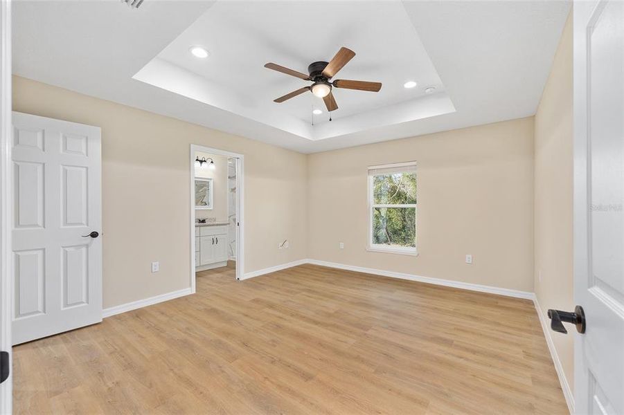 Spacious, unfurnished interior of a new home in , Ocala (Image 75).