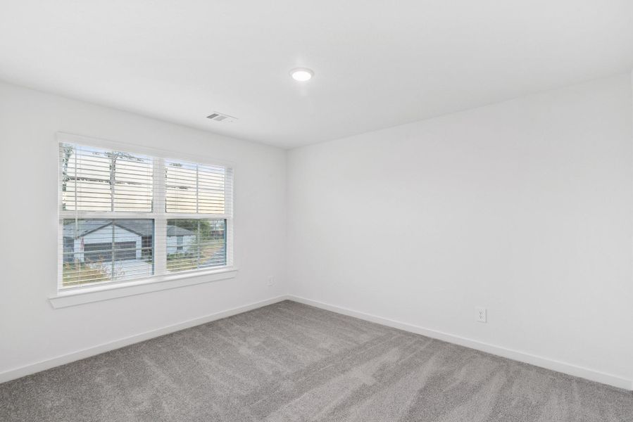 Spacious, unfurnished interior of a new home in Moran Ranch, Willis (Image 10).