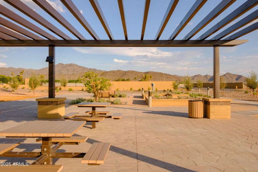 PICNIC AREA PICNIC AREA