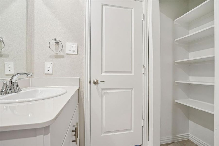 Photo is not of the actual home, but is an inspirational photo of builder’s model home and may depict options, furnishings, and/or decorator features that are not included.