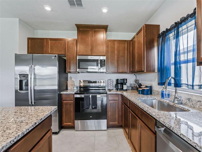 Furnished interior view inside a new home in , Sumterville (Image 19).