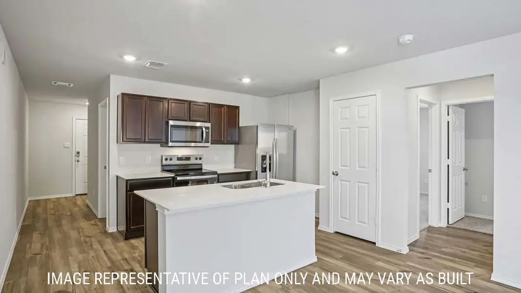 Representative furnished interior of a home built from the Caprock by D.R. Horton in Pecan Creek, Temple (Image 4).