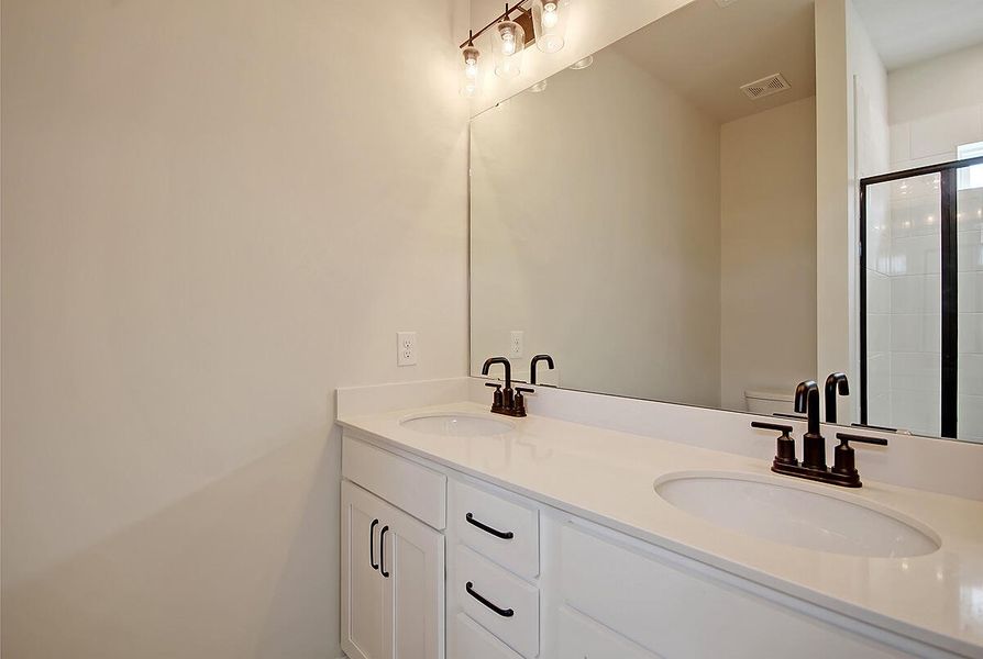 Close-up of interior finishes inside a home in , Ravenel (Image 7).