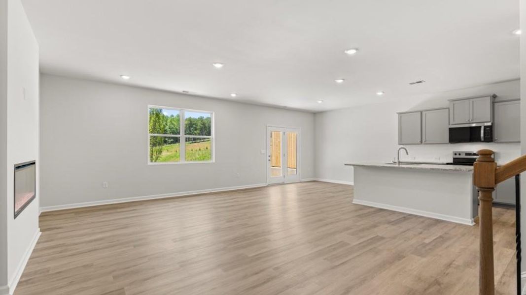 Spacious, unfurnished interior of a new home in Village at Pine Valley, Gainesville (Image 24).