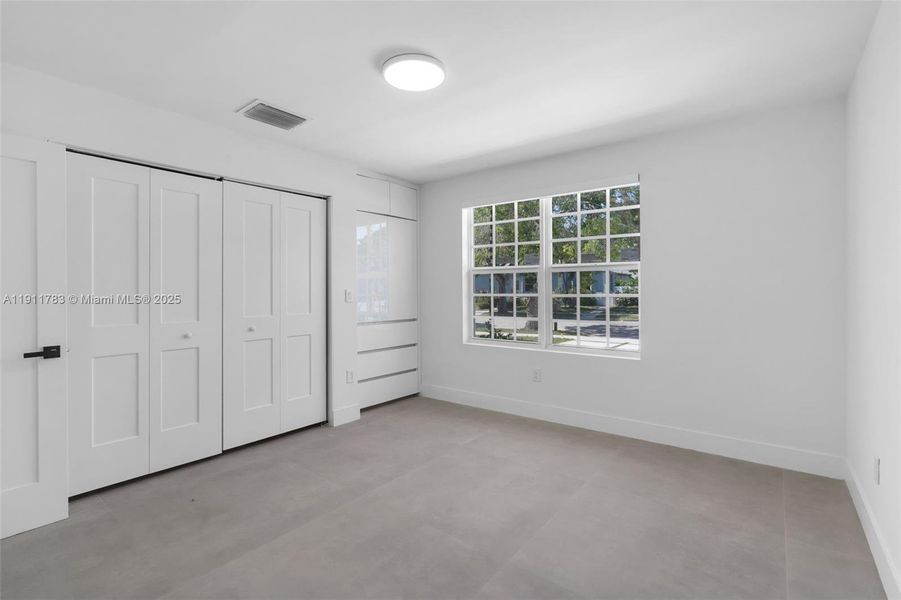 Spacious, unfurnished interior of a new home in , West Palm Beach (Image 37). Spacious, unfurnished interior of a new home in , West Palm Beach (Image 37).