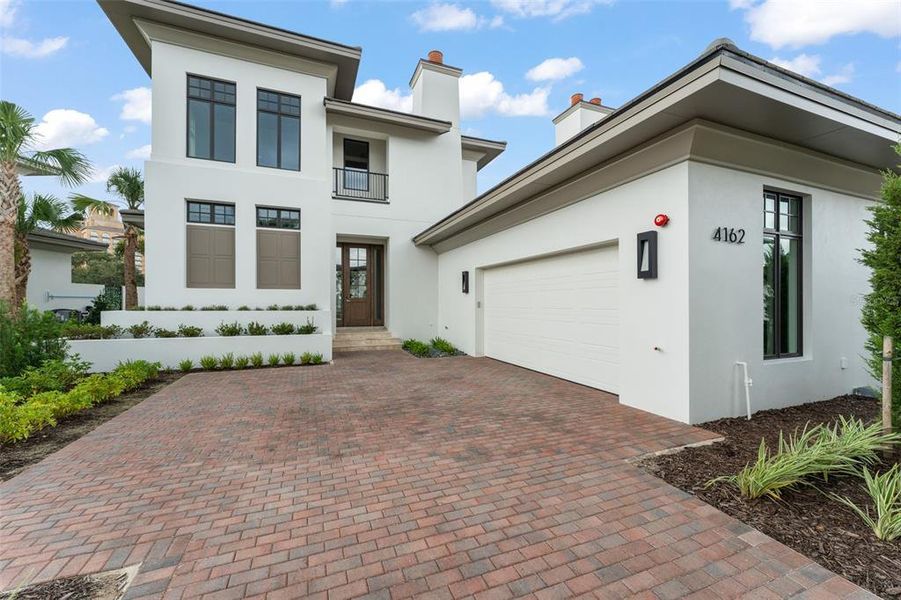 Exterior details and patio area of a home in , Orlando (Image 31). Exterior details and patio area of a home in , Orlando (Image 31).