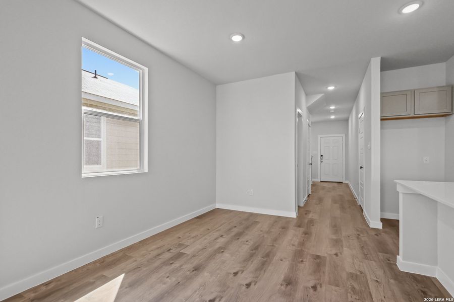 Spacious, unfurnished interior of a new home in Applewhite Meadows, San Antonio (Image 21).