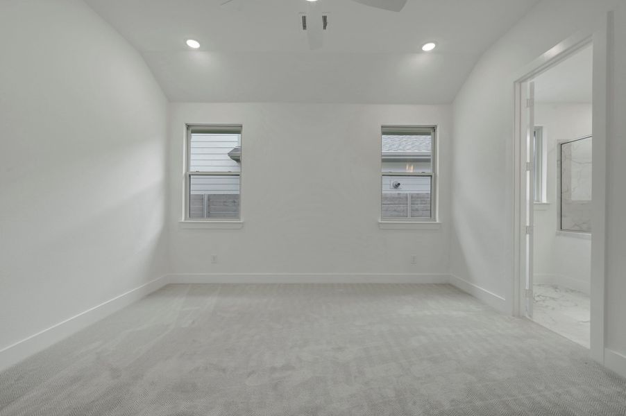 Spacious, unfurnished interior of a new home in Painted Tree, McKinney (Image 24).