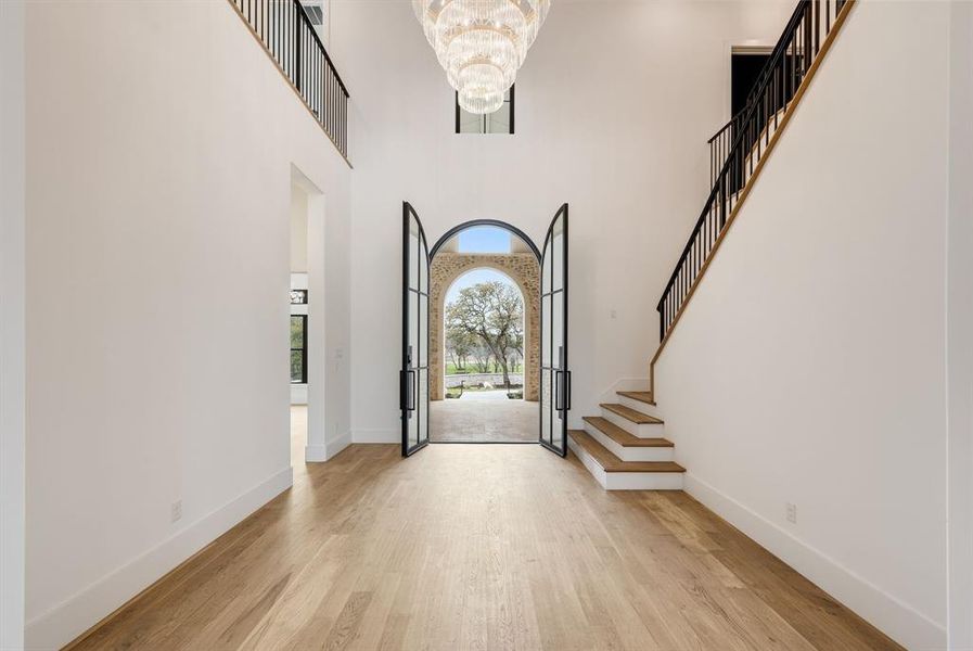 Spacious, unfurnished interior of a new home in Fleming Pointe, Fort Worth (Image 35). Spacious, unfurnished interior of a new home in Fleming Pointe, Fort Worth (Image 35).