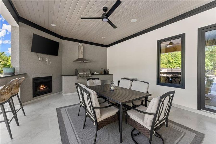 Exterior details and patio area of a home in , Lawrenceville (Image 65).