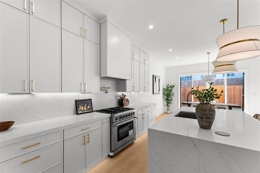 Furnished interior view inside a new home in , Dallas (Image 4). Furnished interior view inside a new home in , Dallas (Image 4).