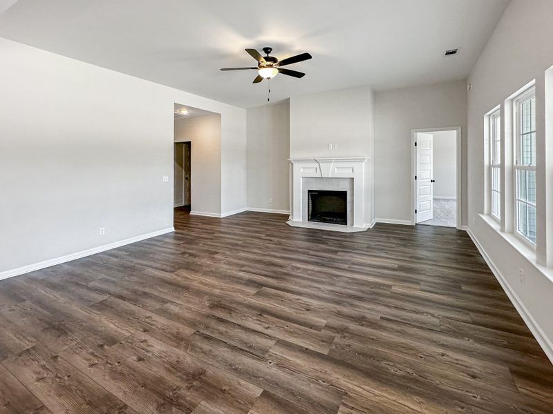 Spacious, unfurnished interior of a new home in Doctor's Creek, Ludowici (Image 14).