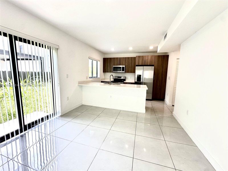 Image 20 of a home in .