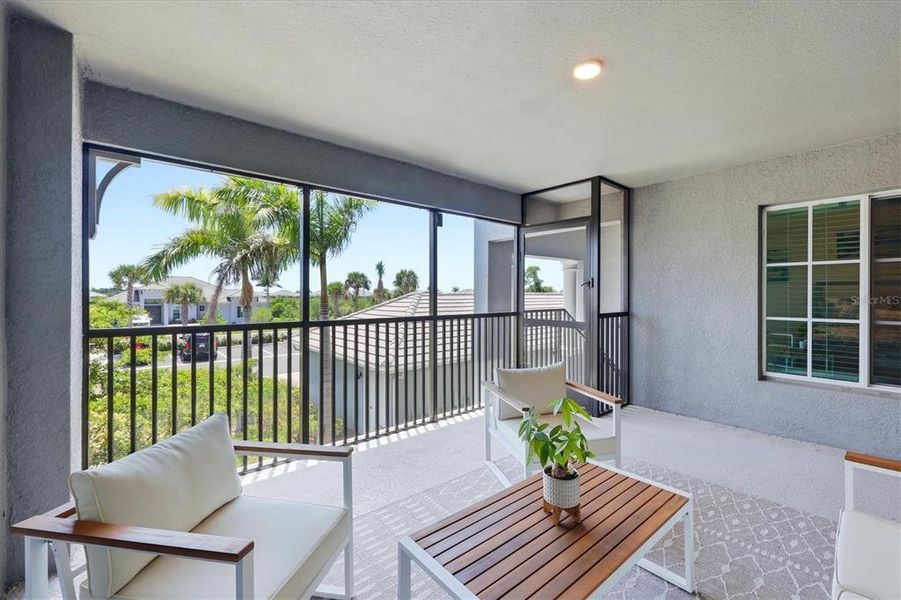 Exterior details and patio area of a home in , Venice (Image 21).