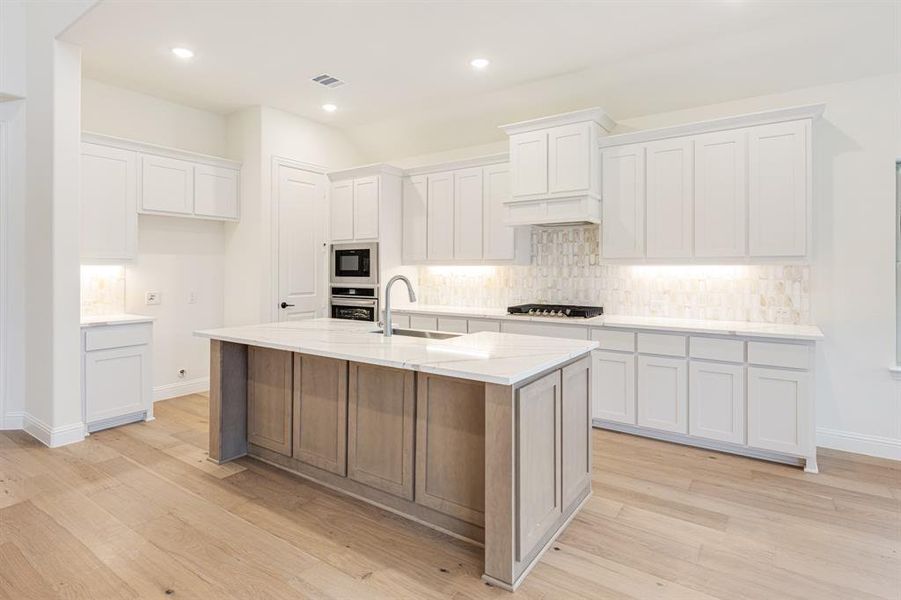 Furnished interior view inside a new home in Windsong Ranch Classic 61, Prosper (Image 8).