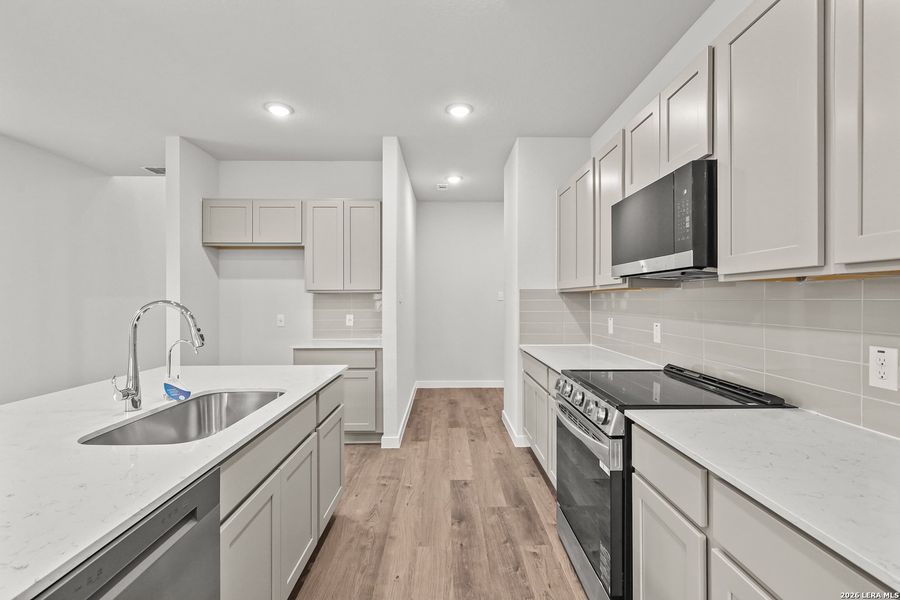 Furnished interior view inside a new home in Park Place, New Braunfels (Image 10).