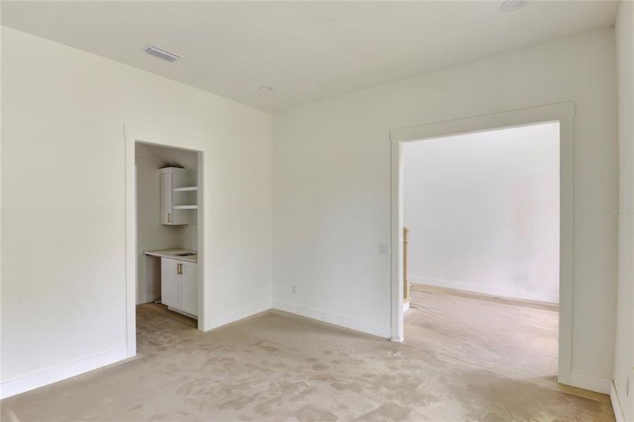 Spacious, unfurnished interior of a new home in , Tampa (Image 64). Spacious, unfurnished interior of a new home in , Tampa (Image 64).