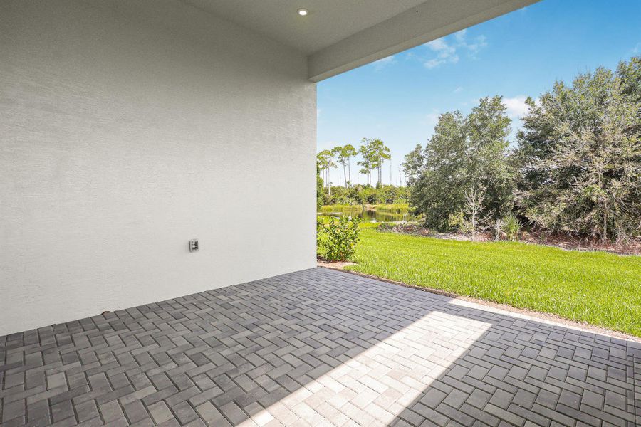 Image 10 of a home in Rivella.