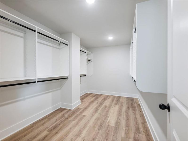 Spacious, unfurnished interior of a new home in , Buford (Image 39).