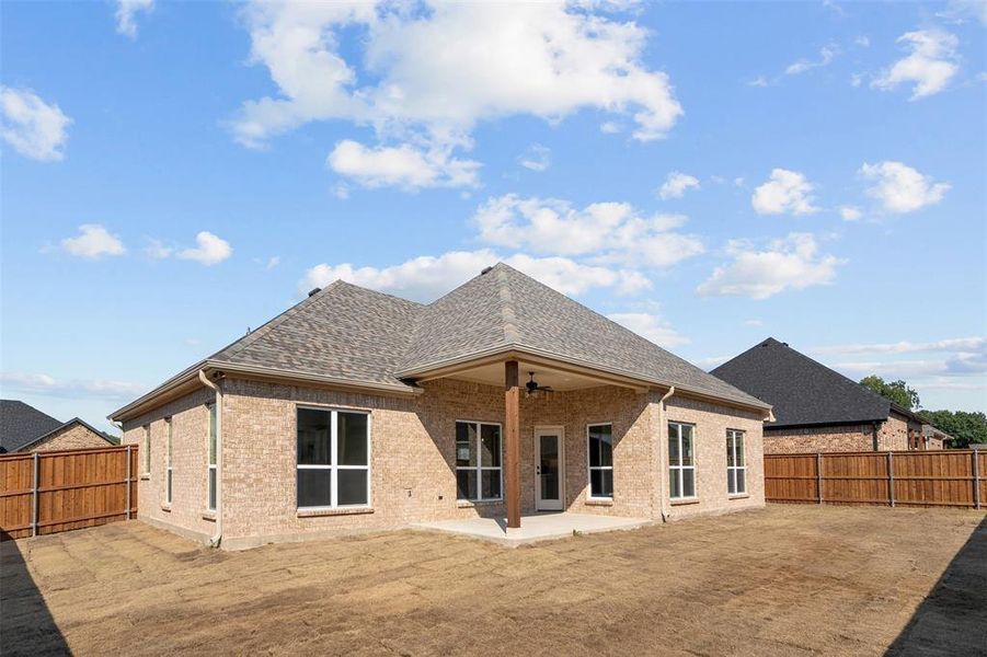 Front exterior of a new home in , Mabank, TX, highlighting curb appeal (Image 21).