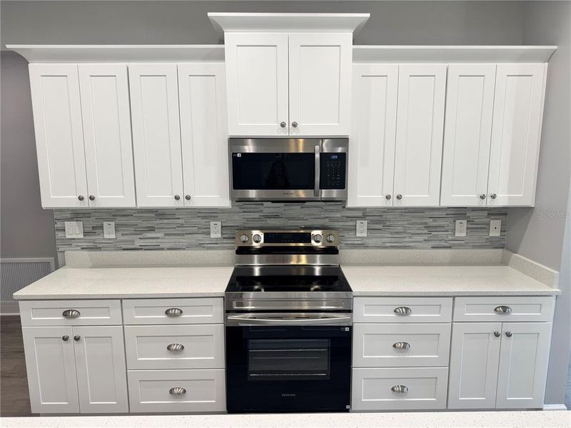 Close-up of interior finishes inside a home in , Dade City (Image 24).