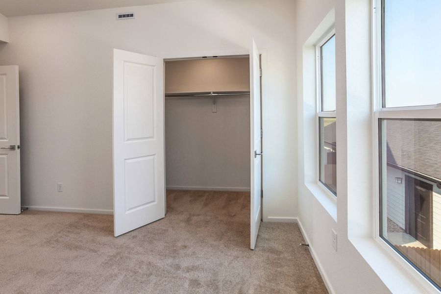 Spacious, unfurnished interior of a new home in Prairie Song, Windsor (Image 29). Spacious, unfurnished interior of a new home in Prairie Song, Windsor (Image 29).