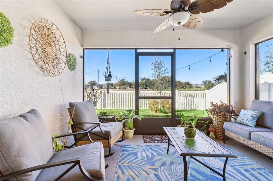 Exterior details and patio area of a home in Bradbury Creek, Haines City (Image 3).