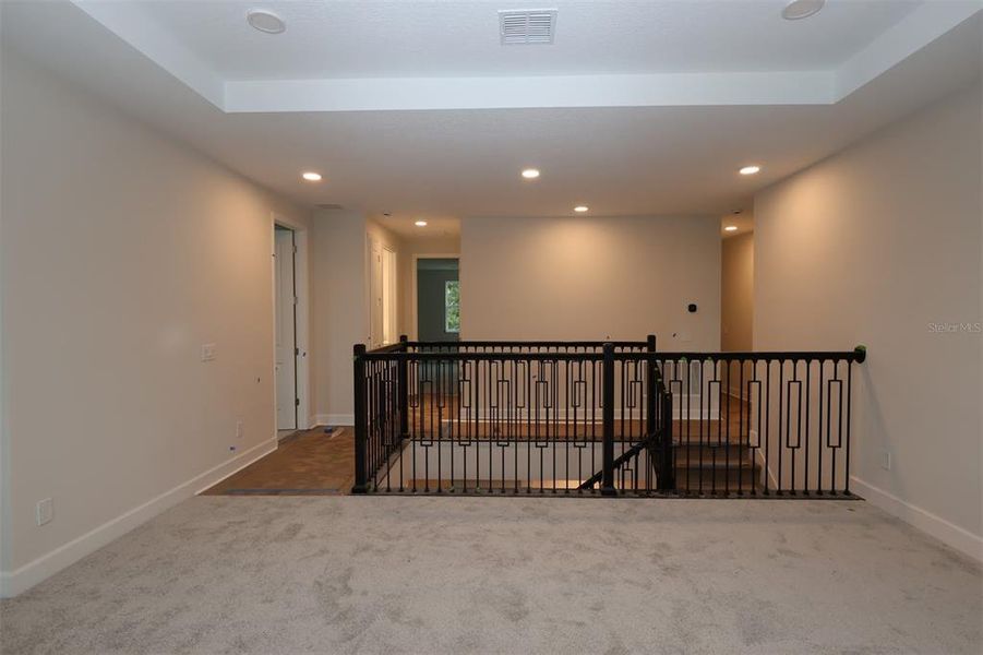 Spacious, unfurnished interior of a new home in Eden at Crossprairie, St. Cloud (Image 18).