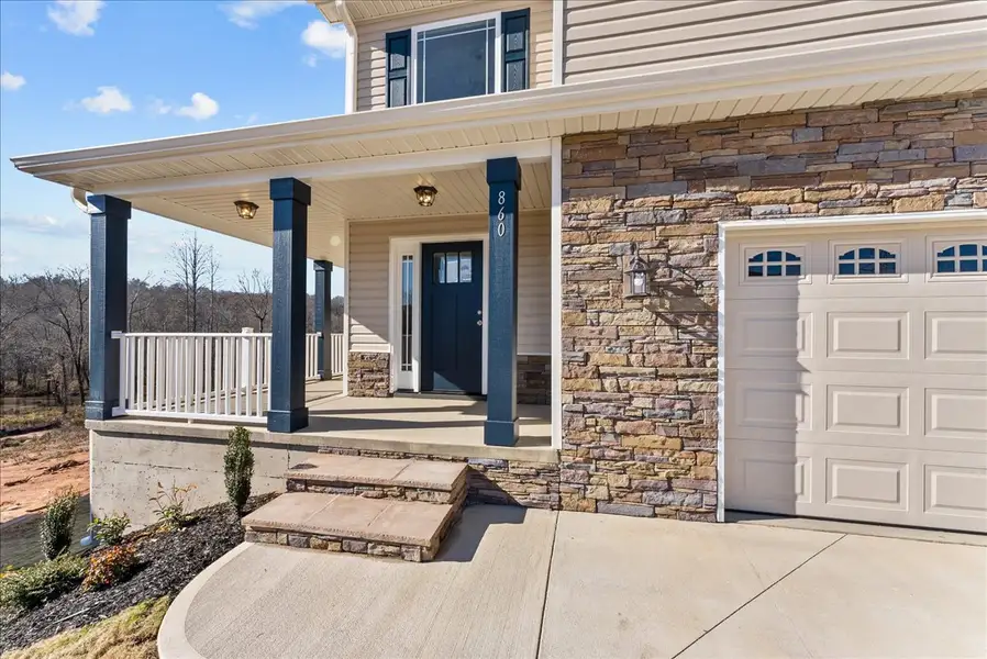 Representative exterior details of a home built from the Emilia by Enchanted Homes in Guadalupe Heights, Seguin (Image 3).
