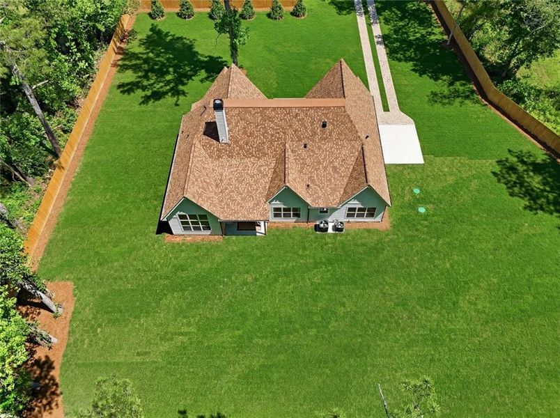 Exterior details and patio area of a home in , Powder Springs (Image 37).