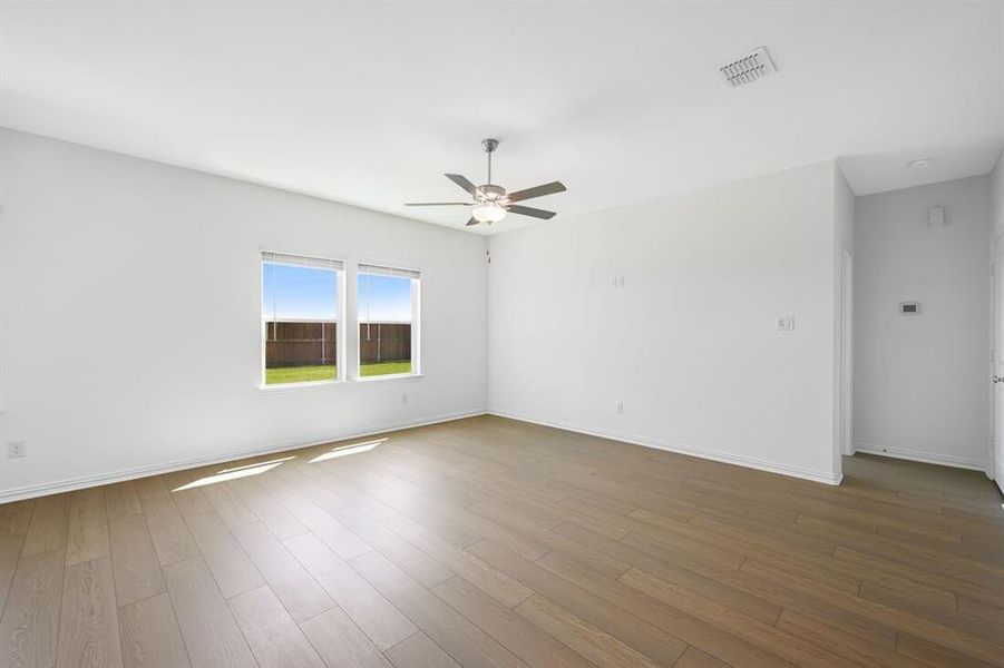 2144 Tule Way ~ Ready Now