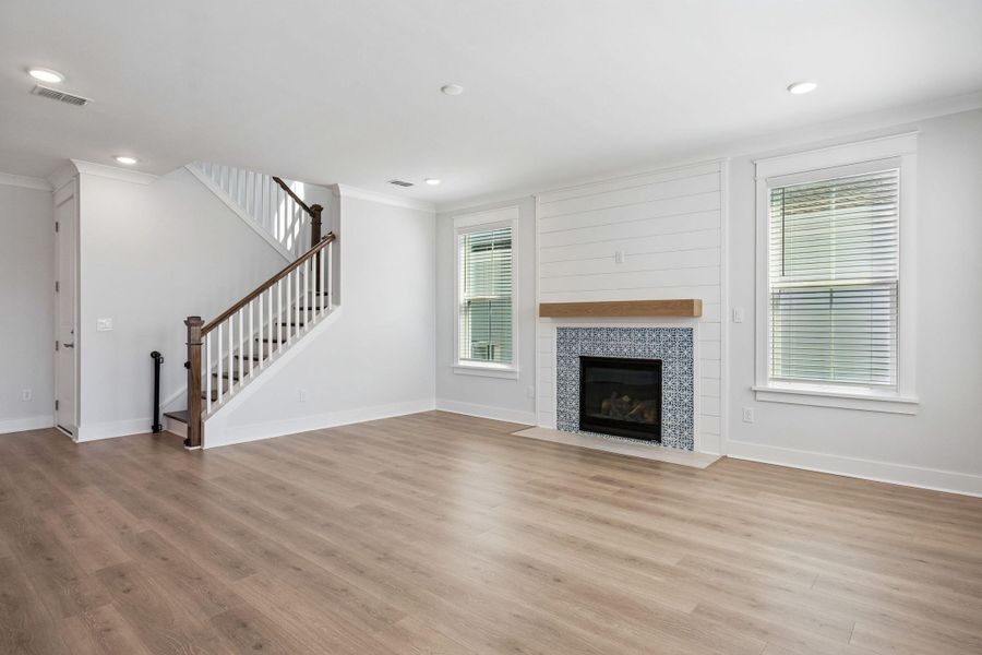 Spacious, unfurnished interior of a new home in Liberty Hill Farm, Mount Pleasant (Image 47).