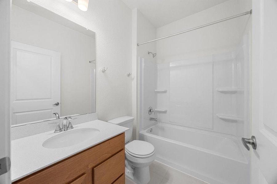 Furnished interior view inside a new home in Creekside at Estancia, Austin (Image 10).