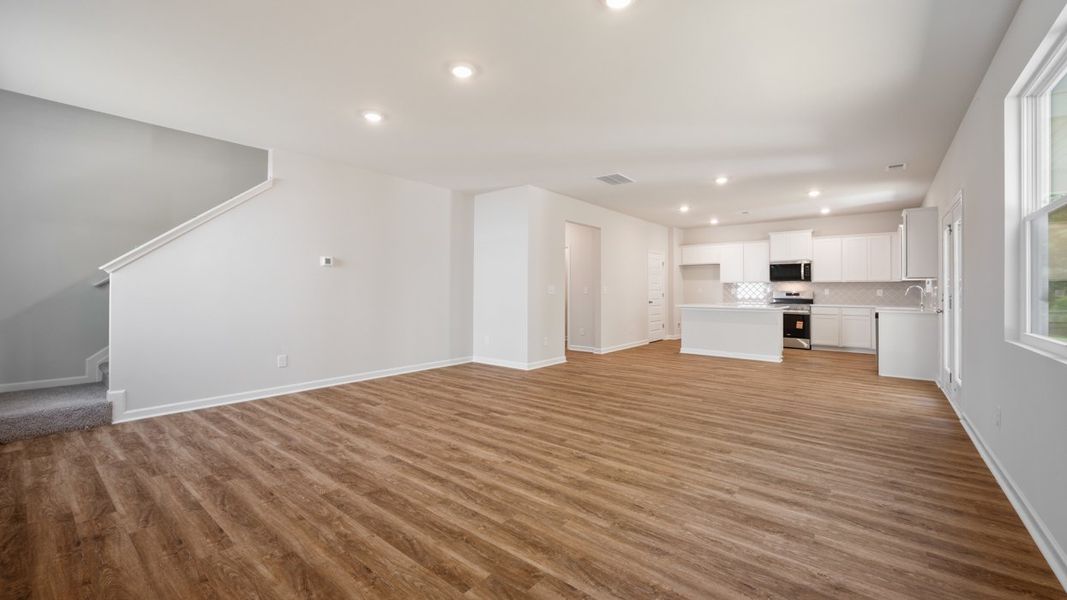 Spacious, unfurnished interior of a new home in Brooks Station, Dacula (Image 20).