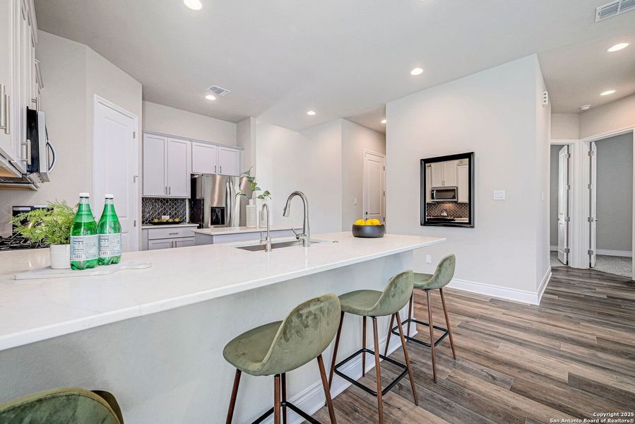 Furnished interior view inside a new home in Elkhorn Ridge At Fair Oaks Ranch: 65's, Boerne (Image 26). Furnished interior view inside a new home in Elkhorn Ridge At Fair Oaks Ranch: 65's, Boerne (Image 26).