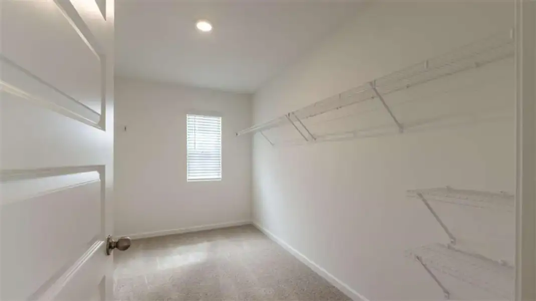 Spacious, unfurnished interior of a new home in The Village at Sandy Plains, Marietta (Image 20). Spacious, unfurnished interior of a new home in The Village at Sandy Plains, Marietta (Image 20).