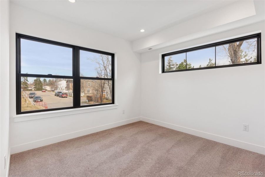 Spacious, unfurnished interior of a new home in , Boulder (Image 27).