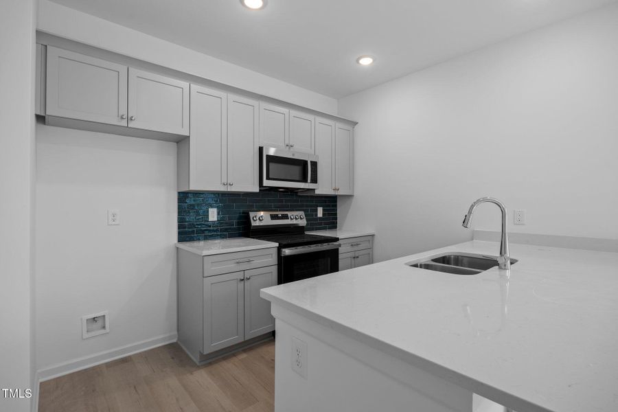 8-web-or-mls-3615 NC 62 Burlington - Rac