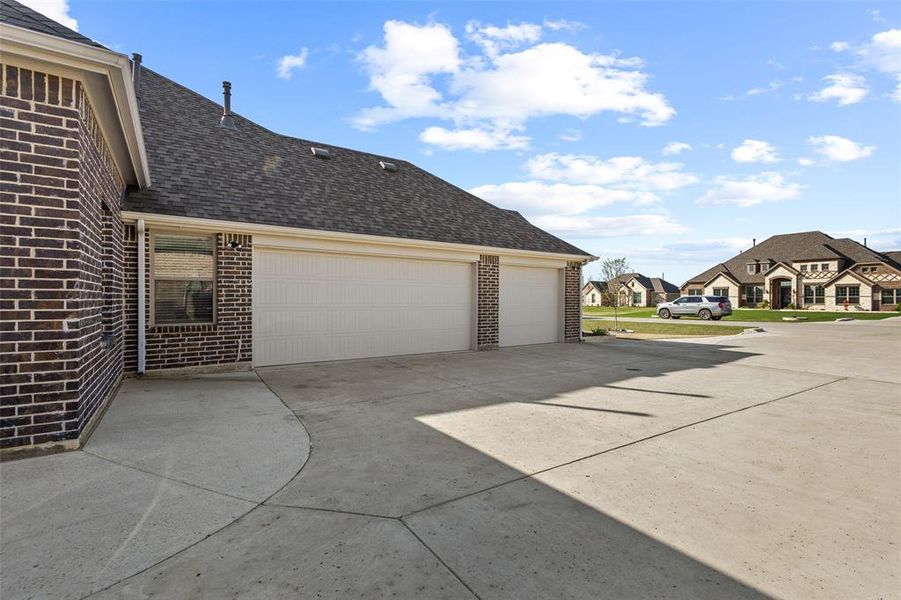 Exterior details and patio area of a home in , Greenville (Image 21).