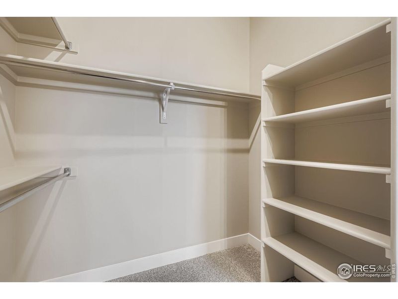 Spacious, unfurnished interior of a new home in Country Club Reserve – Fort Collins, Fort Collins (Image 28).