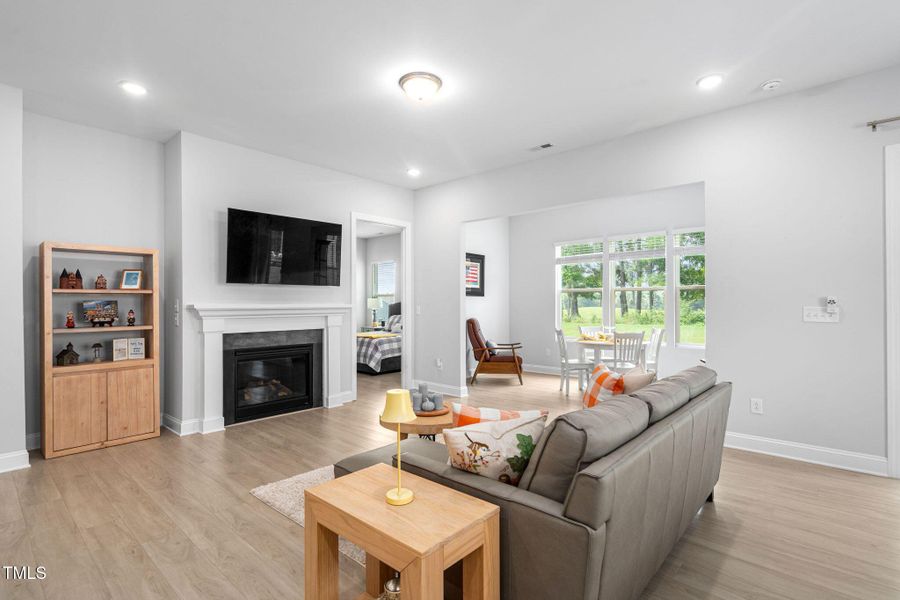 59-web-or-mls-321-falls-village-dr