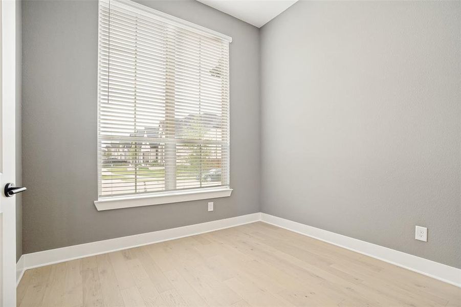 Spacious, unfurnished interior of a new home in Wildflower Ranch, Justin (Image 19).