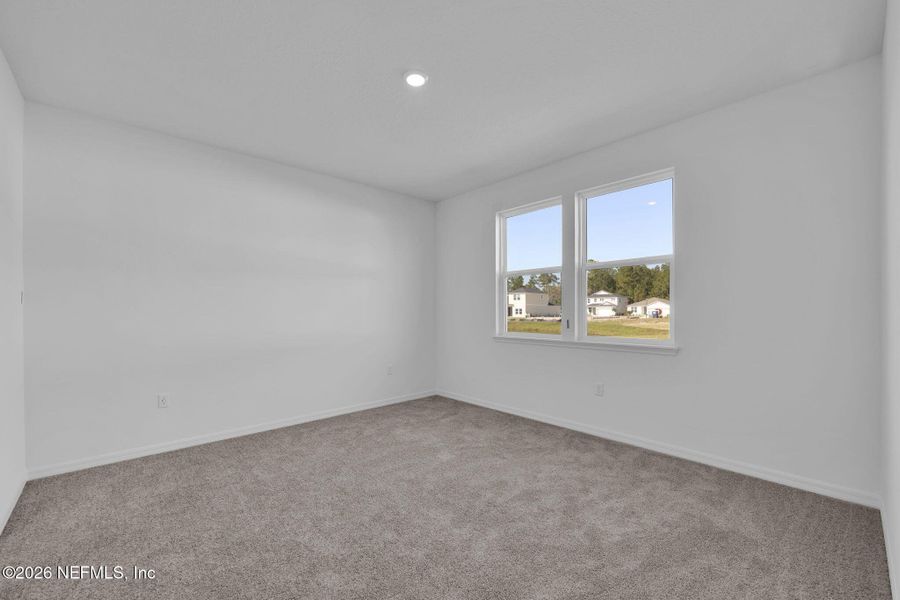 Spacious, unfurnished interior of a new home in Hyland Trail, Green Cove Springs (Image 17).